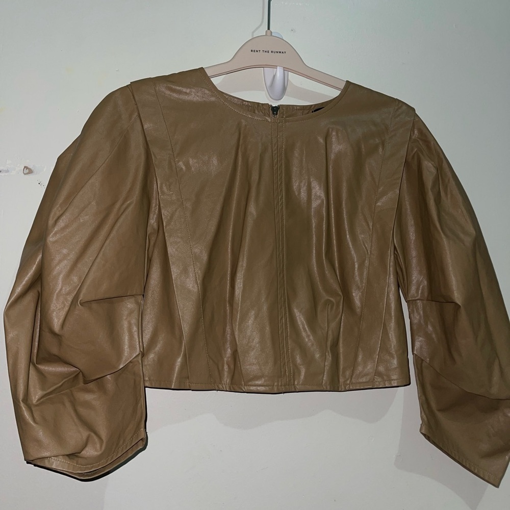 NWT Solid long Puff sleeve Pleather Rare Crop top